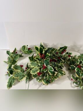 Vintage Christmas Holly Ivy Garland Lot 2 Pieces 5 Ft & 3 Ft Plastic Decor MCM